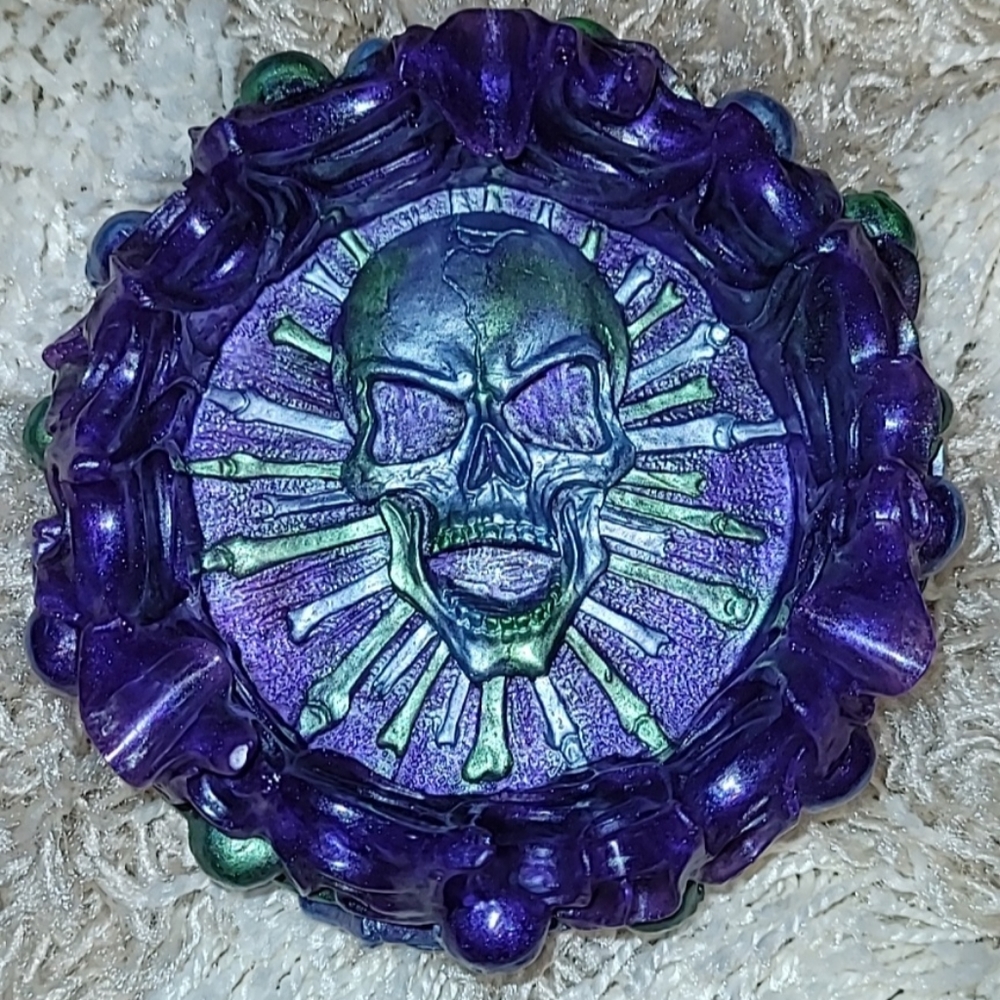 Skull/Flame Ash Tray